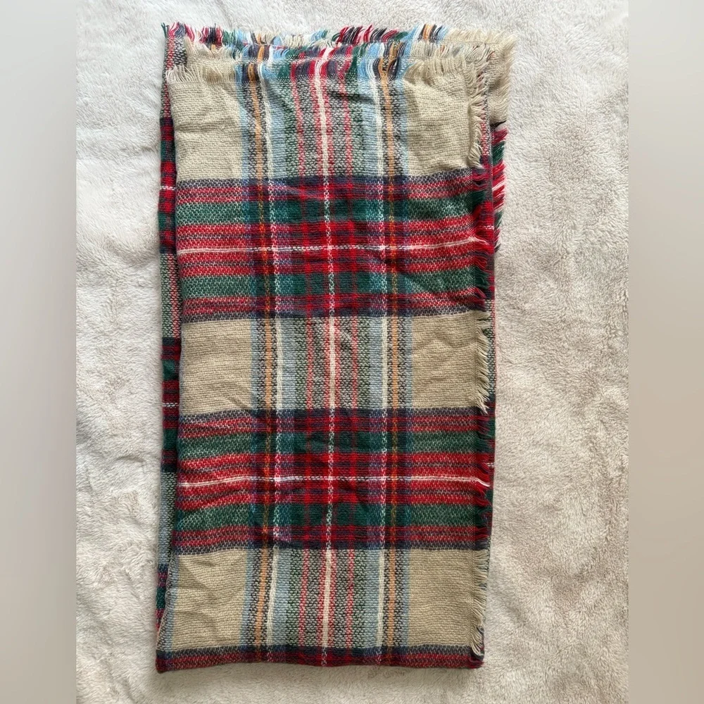 Modcloth Loch and Key Blanket Scarf Tartan Plaid